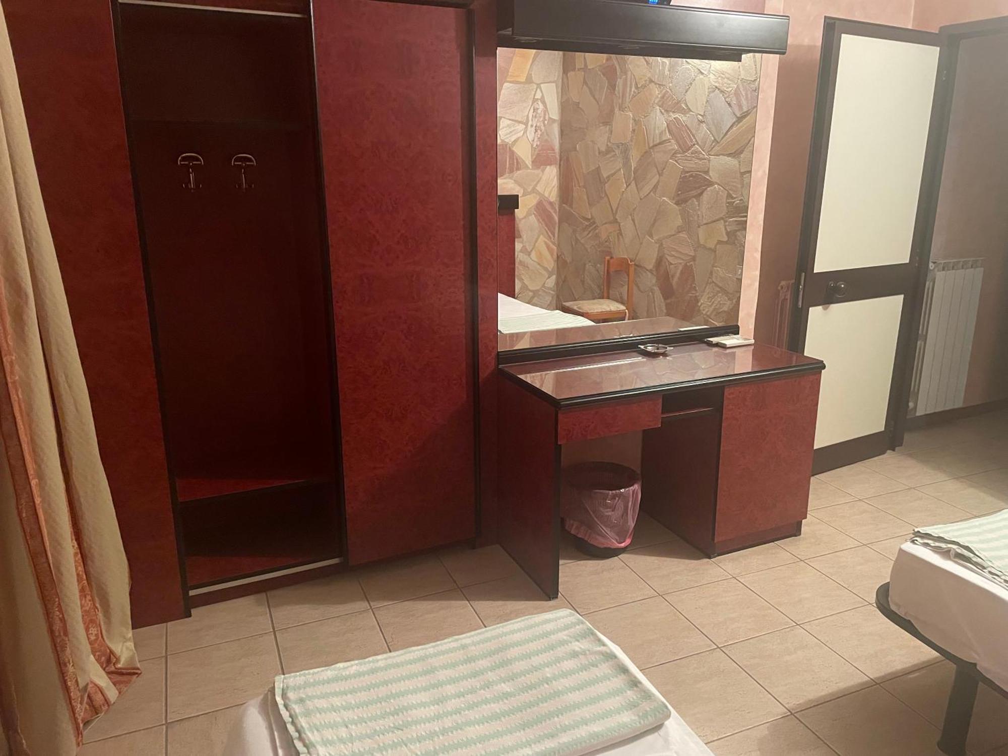 American Motel Cisterna di Latina Luaran gambar